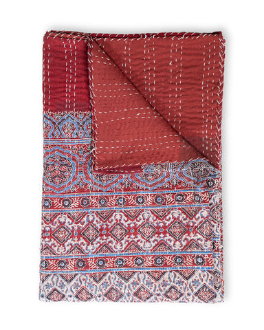 Paeriyar bedcover/quilt is a handwoven coverlet by Heritagebox india.